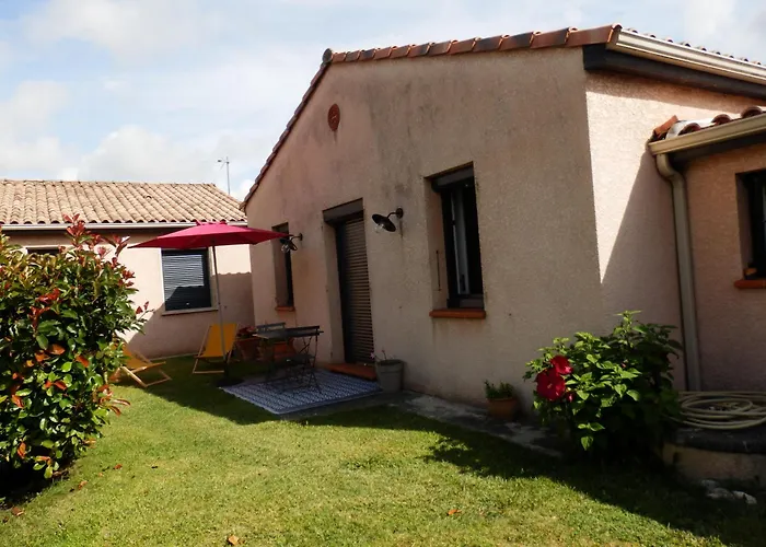 Agreable Appartement T2 Avec Piscine